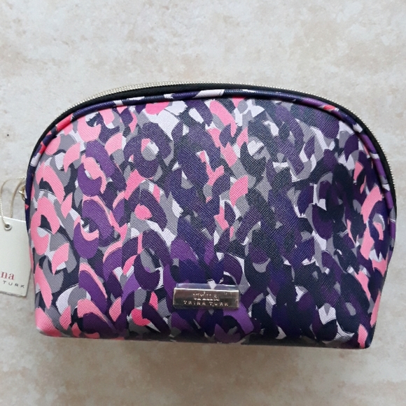 Trina Turk Handbags - 2x*Host Pick*Trina Turk cute cosmetic bag